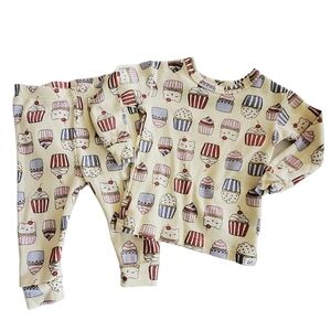 K1006 * Baby Gap Girls Cupcake Print Pajama Top & Bottom Yellow Size 6/12M